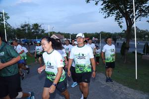 BIB: 
                            <button type="button" onclick="openModal(3627786)" class="btn btn-primary btn-sm float-right btn-popup" data-toggle="modal" data-target=".modal-high-quality">
                        <i class="fas fa-shopping-cart"></i> Add to Cart
                    </button>
                                            <button type="button" onclick="isThisMe(3627786, true)" class="btn btn-success btn-sm float-right btn-popup btn-isme hidden" data-toggle="tooltip" data-placement="bottom" title="นี่คือรูปของคุณใช่ไหม คลิกที่นี่เพื่อเอาเข้าอัลบั้ม">
                        <i class="fas fa-plus"></i> Add to album
                    </button>
                    <button type="button" onclick="isThisMe(3627786, false)" class="btn btn-warning btn-sm float-right btn-popup btn-isnotme hidden">
                        <i class="fas fa-ban"></i> Remove from album
                    </button>